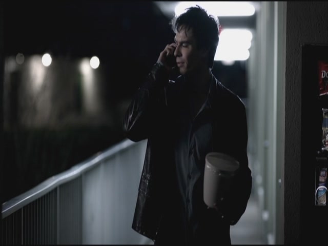 VampireDiariesWorld-dot-org-S3TVD_3x19HeartOfDarkness0950.jpg