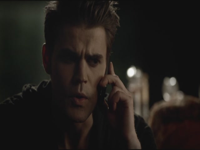 VampireDiariesWorld-dot-org-S3TVD_3x19HeartOfDarkness0957.jpg