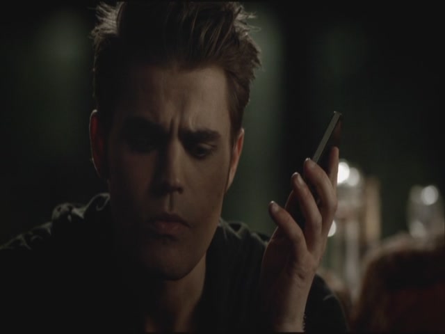 VampireDiariesWorld-dot-org-S3TVD_3x19HeartOfDarkness0964.jpg