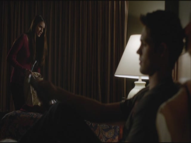 VampireDiariesWorld-dot-org-S3TVD_3x19HeartOfDarkness0971.jpg