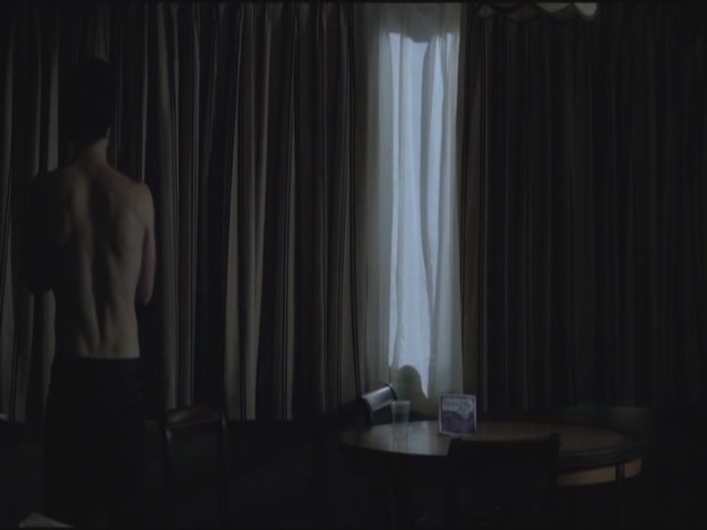VampireDiariesWorld-dot-org-S3TVD_3x19HeartOfDarkness1209.jpg