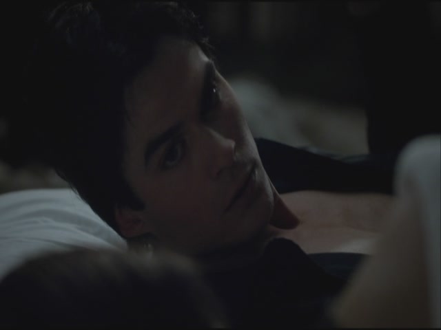 VampireDiariesWorld-dot-org-S3TVD_3x19HeartOfDarkness1290.jpg