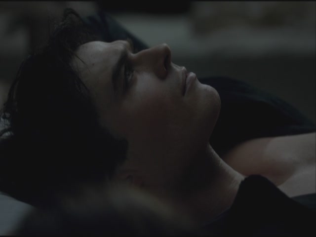 VampireDiariesWorld-dot-org-S3TVD_3x19HeartOfDarkness1316.jpg
