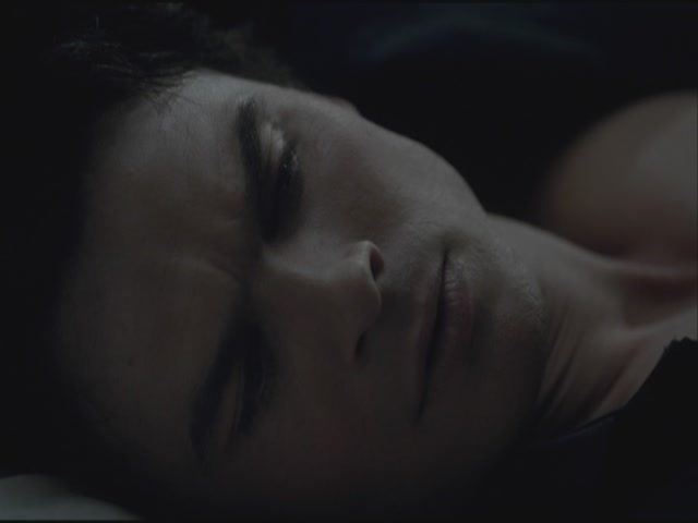 VampireDiariesWorld-dot-org-S3TVD_3x19HeartOfDarkness1363.jpg