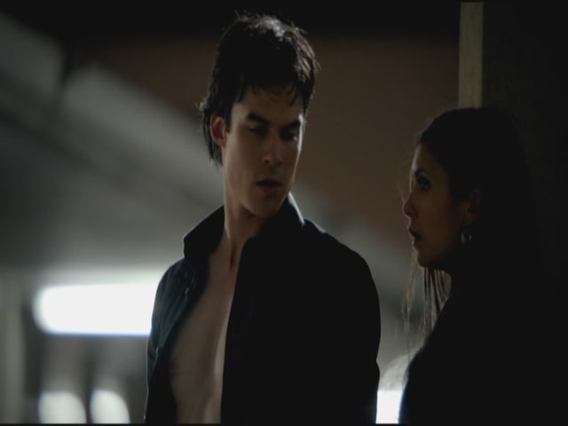 VampireDiariesWorld-dot-org-S3TVD_3x19HeartOfDarkness1435.jpg