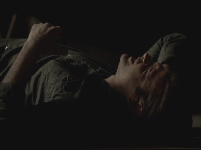 VampireDiariesWorld-dot-org-S3TVD_3x19HeartOfDarkness1456.jpg