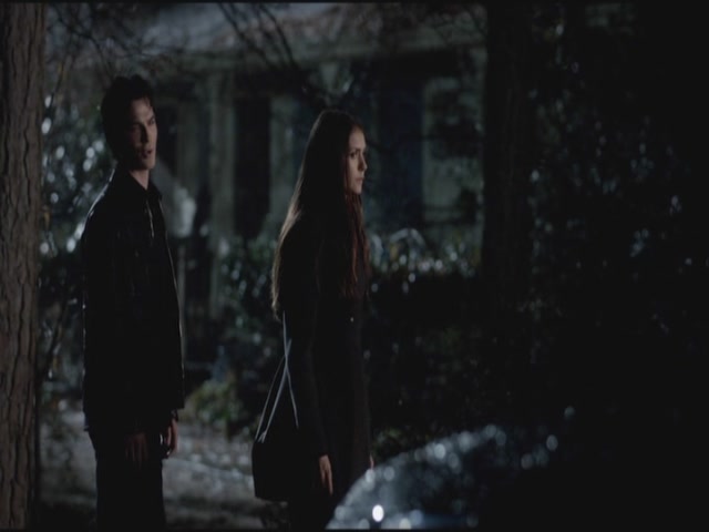 VampireDiariesWorld-dot-org-S3TVD_3x19HeartOfDarkness1554.jpg