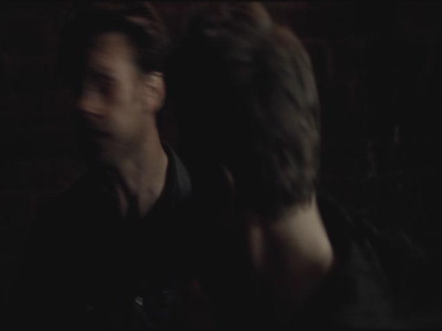 VampireDiariesWorld-dot-org-S3TVD_3x19HeartOfDarkness1610.jpg