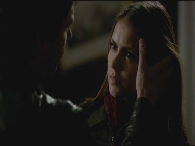 VampireDiariesWorld-dot-org-S3TVD_3x19HeartOfDarkness1839.jpg