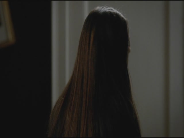 VampireDiariesWorld-dot-org-S3TVD_3x19HeartOfDarkness1858.jpg