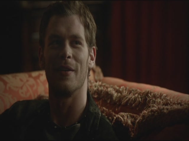 VampireDiariesWorld-dot-org-S3TVD_3x19HeartOfDarkness1983.jpg