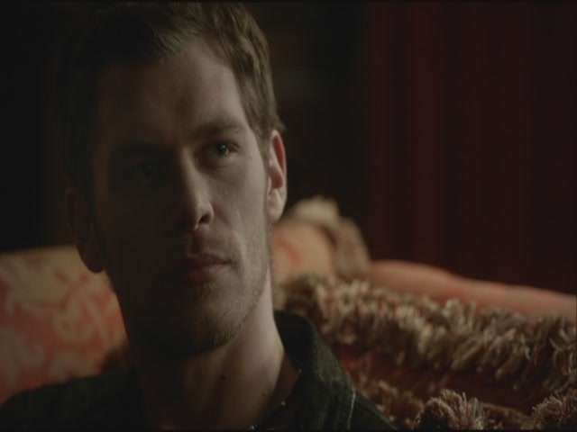 VampireDiariesWorld-dot-org-S3TVD_3x19HeartOfDarkness2011.jpg
