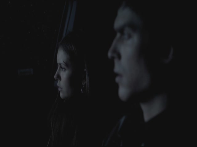 VampireDiariesWorld-dot-org-S3TVD_3x19HeartOfDarkness2027.jpg