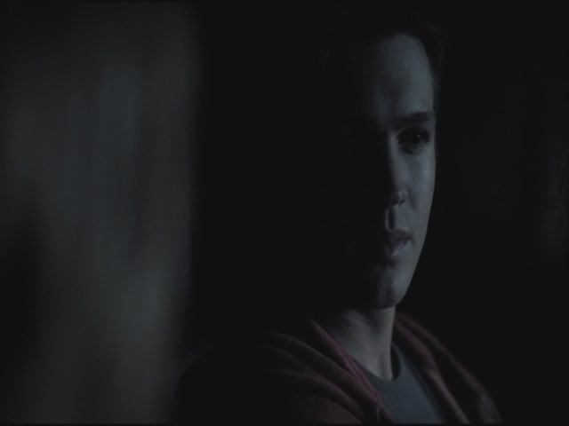 VampireDiariesWorld-dot-org-S3TVD_3x19HeartOfDarkness2045.jpg