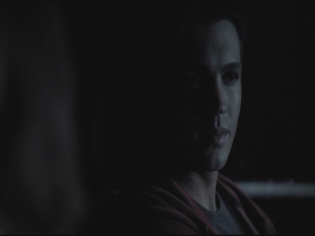 VampireDiariesWorld-dot-org-S3TVD_3x19HeartOfDarkness2046.jpg