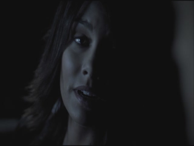 VampireDiariesWorld-dot-org-S3TVD_3x19HeartOfDarkness2053.jpg