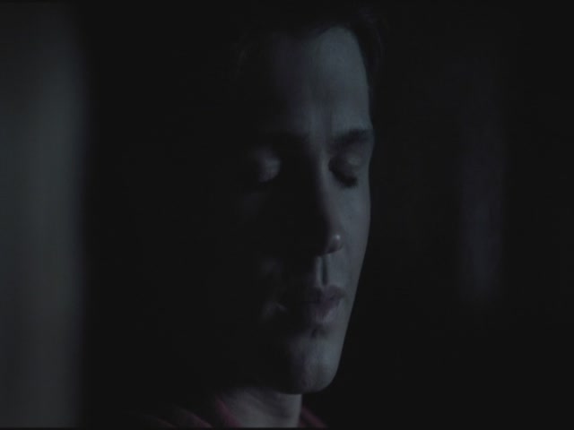 VampireDiariesWorld-dot-org-S3TVD_3x19HeartOfDarkness2092.jpg