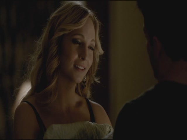 VampireDiariesWorld-dot-org-S3TVD_3x19HeartOfDarkness2120.jpg