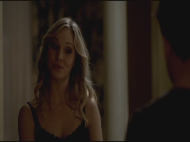 VampireDiariesWorld-dot-org-S3TVD_3x19HeartOfDarkness2153.jpg
