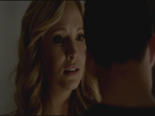 VampireDiariesWorld-dot-org-S3TVD_3x19HeartOfDarkness2178.jpg