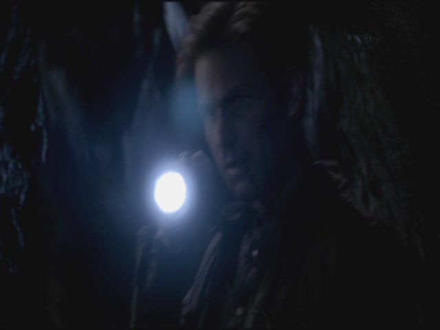 VampireDiariesWorld-dot-org-S3TVD_3x19HeartOfDarkness2196.jpg