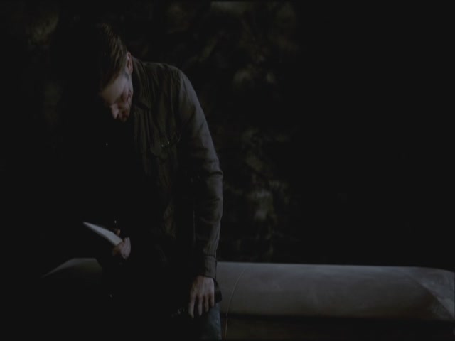 VampireDiariesWorld-dot-org-S3TVD_3x19HeartOfDarkness2221.jpg