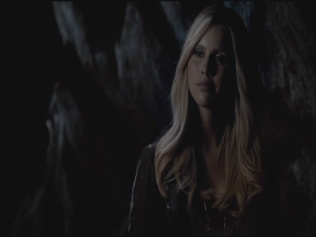 VampireDiariesWorld-dot-org-S3TVD_3x19HeartOfDarkness2246.jpg
