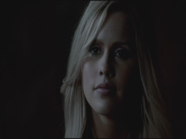 VampireDiariesWorld-dot-org-S3TVD_3x19HeartOfDarkness2275.jpg