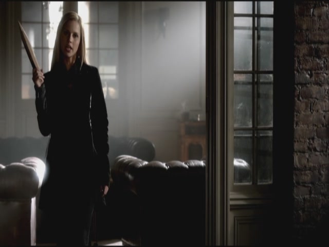 VampireDiariesWorld-dot-org-S3TVD_3x20DoNotGoGentle0012.jpg