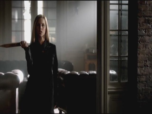 VampireDiariesWorld-dot-org-S3TVD_3x20DoNotGoGentle0013.jpg