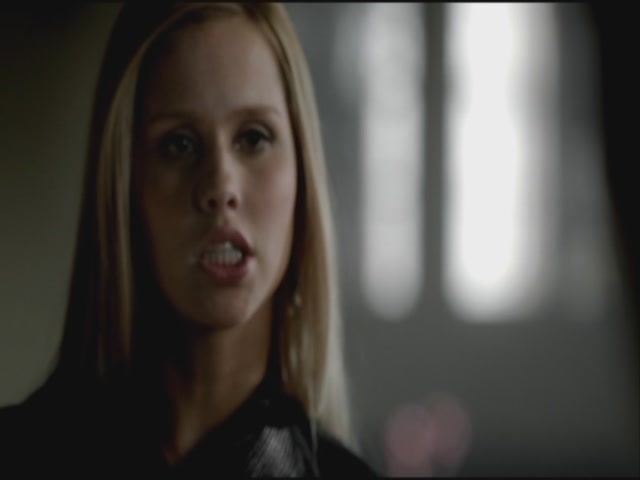 VampireDiariesWorld-dot-org-S3TVD_3x20DoNotGoGentle0017.jpg