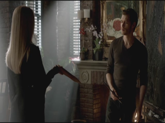 VampireDiariesWorld-dot-org-S3TVD_3x20DoNotGoGentle0020.jpg