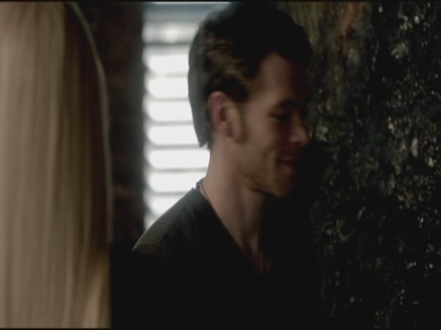 VampireDiariesWorld-dot-org-S3TVD_3x20DoNotGoGentle0026.jpg