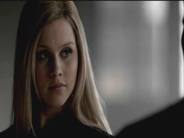 VampireDiariesWorld-dot-org-S3TVD_3x20DoNotGoGentle0056.jpg