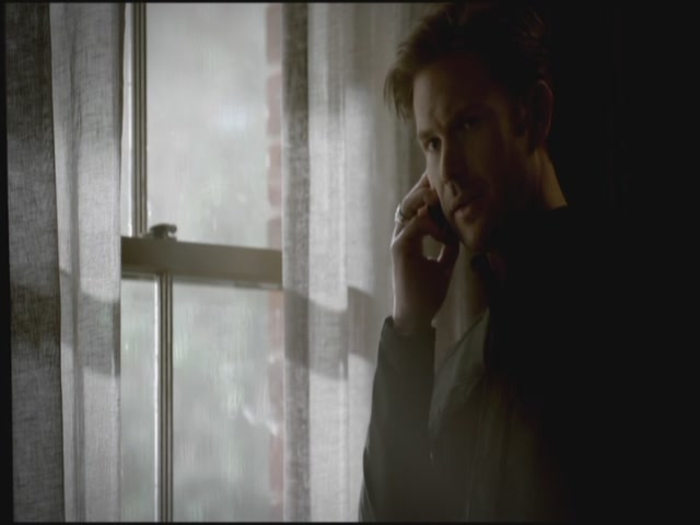 VampireDiariesWorld-dot-org-S3TVD_3x20DoNotGoGentle0069.jpg