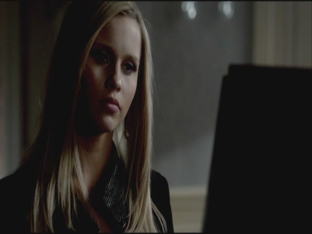 VampireDiariesWorld-dot-org-S3TVD_3x20DoNotGoGentle0118.jpg