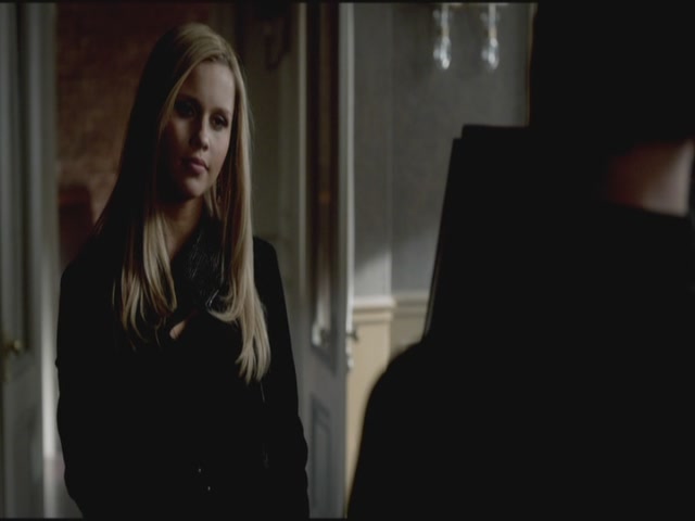 VampireDiariesWorld-dot-org-S3TVD_3x20DoNotGoGentle0128.jpg