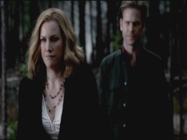 VampireDiariesWorld-dot-org-S3TVD_3x20DoNotGoGentle0355.jpg
