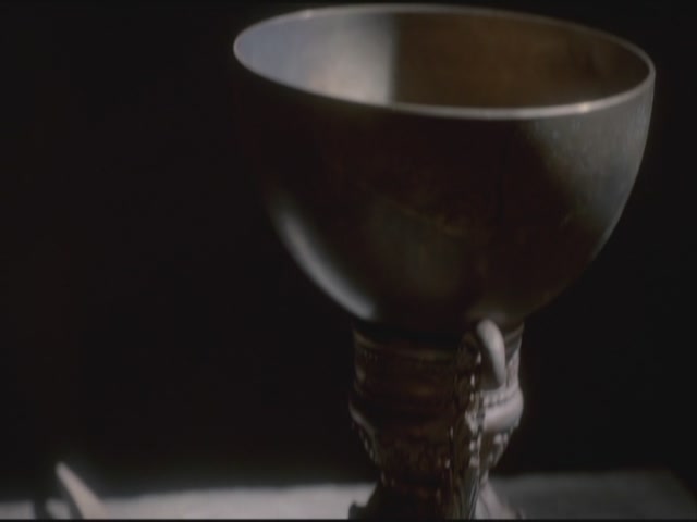 VampireDiariesWorld-dot-org-S3TVD_3x20DoNotGoGentle0365.jpg