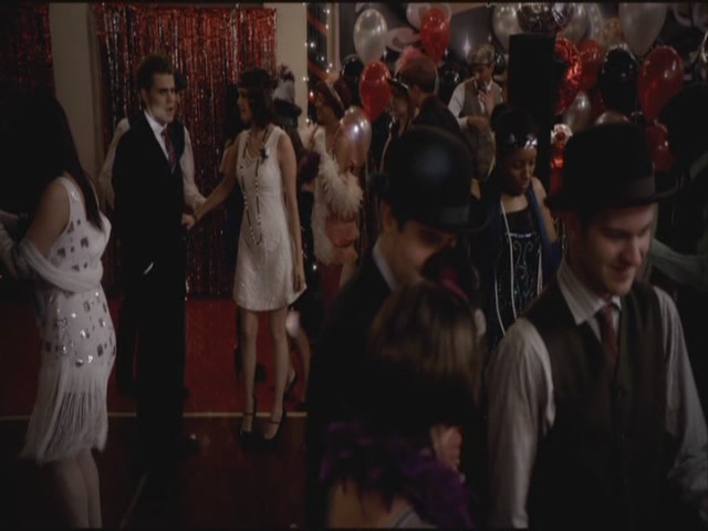VampireDiariesWorld-dot-org-S3TVD_3x20DoNotGoGentle0595.jpg