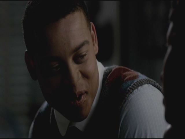 VampireDiariesWorld-dot-org-S3TVD_3x20DoNotGoGentle0836.jpg