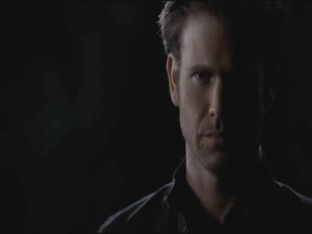VampireDiariesWorld-dot-org-S3TVD_3x20DoNotGoGentle0909.jpg