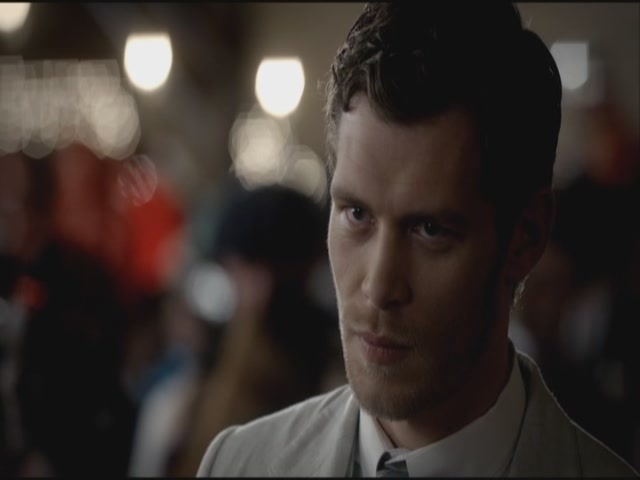 VampireDiariesWorld-dot-org-S3TVD_3x20DoNotGoGentle0983.jpg
