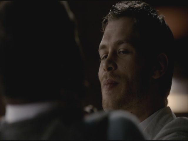 VampireDiariesWorld-dot-org-S3TVD_3x20DoNotGoGentle1125.jpg