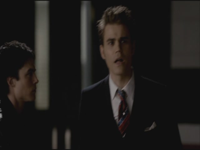 VampireDiariesWorld-dot-org-S3TVD_3x20DoNotGoGentle1126.jpg