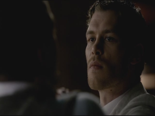 VampireDiariesWorld-dot-org-S3TVD_3x20DoNotGoGentle1130.jpg