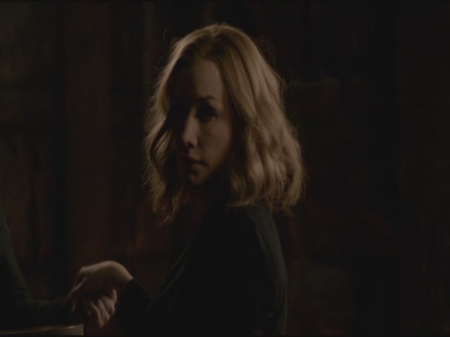 VampireDiariesWorld-dot-org-S3TVD_3x20DoNotGoGentle1183.jpg