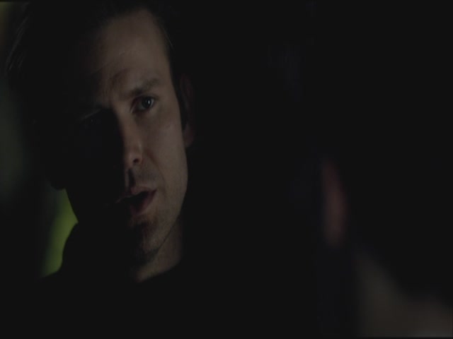 VampireDiariesWorld-dot-org-S3TVD_3x20DoNotGoGentle1610.jpg
