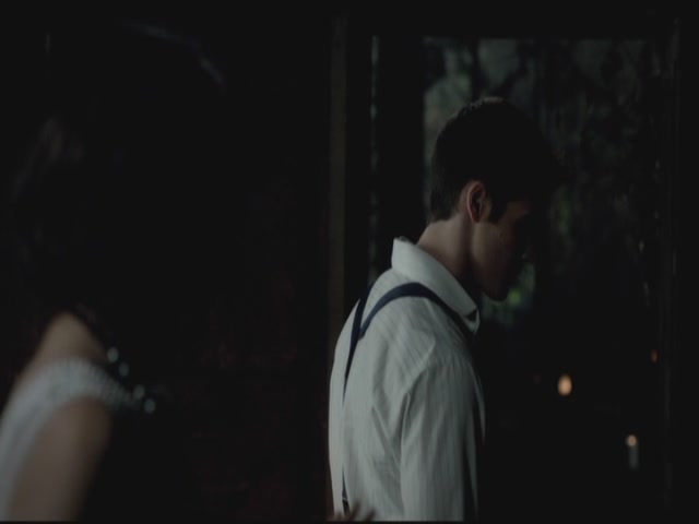 VampireDiariesWorld-dot-org-S3TVD_3x20DoNotGoGentle1639.jpg