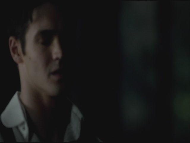 VampireDiariesWorld-dot-org-S3TVD_3x20DoNotGoGentle1659.jpg